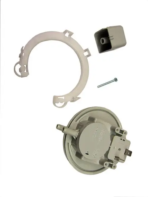 Bosch Differenzdruckschalter mit einer Montageschale, einem Kabelanschluss und einer Schraube, in neutralen Farben auf hellem Hintergrund.